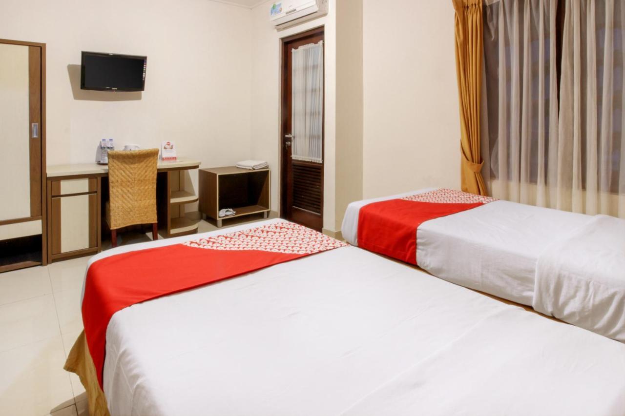 Oyo 167 Dago'S Hill Hotel Bandung Exteriör bild